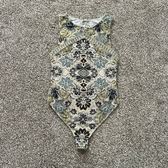 Free People Intimately cream, yellow & navy paisley open back bodysuit S - Picture 4 of 11